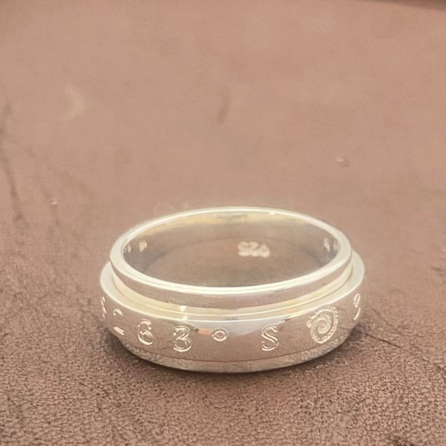 Mini GPS Spinner Ring with Ndoro