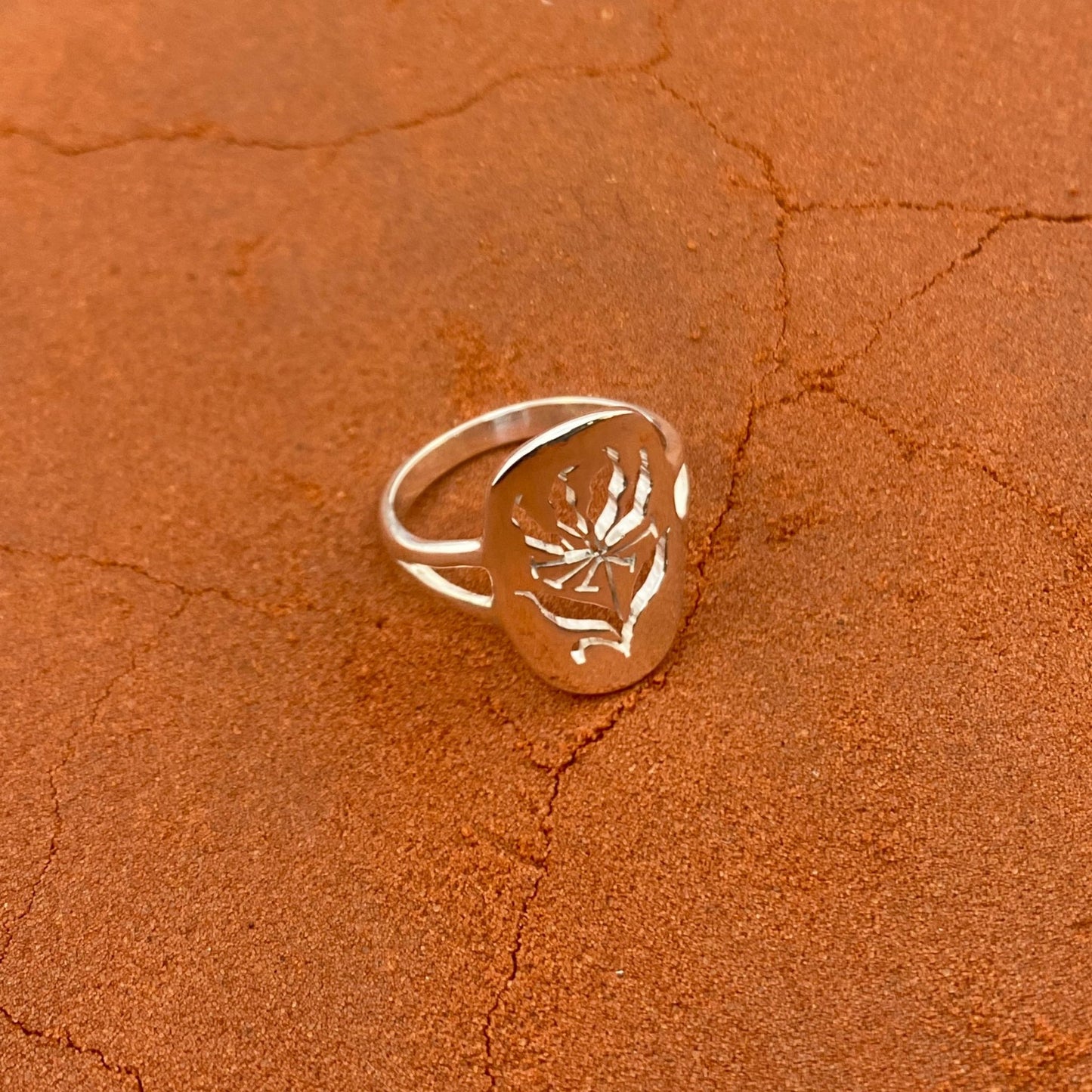 Flame Lily Split Ring