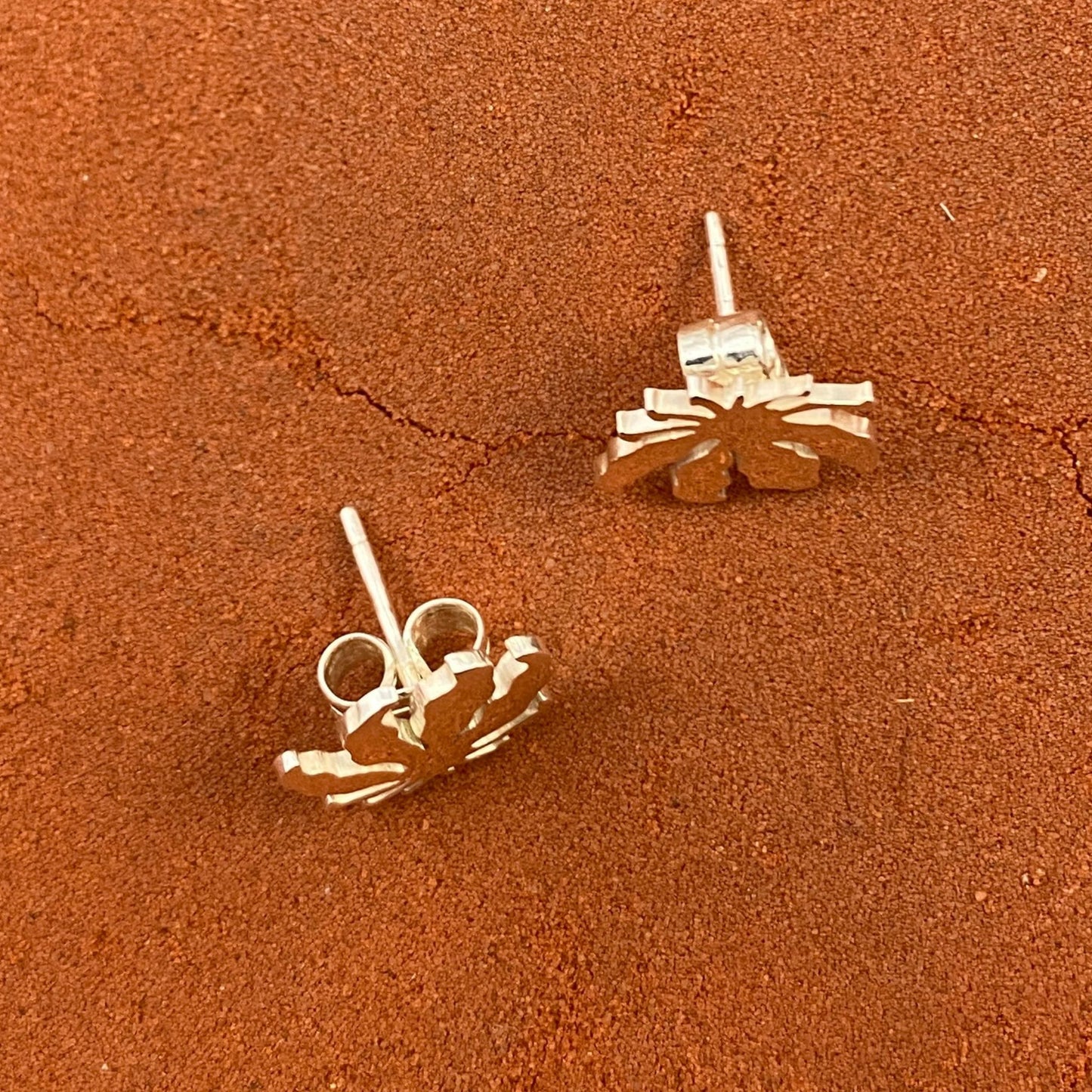 Flame Lily Stud Earrings