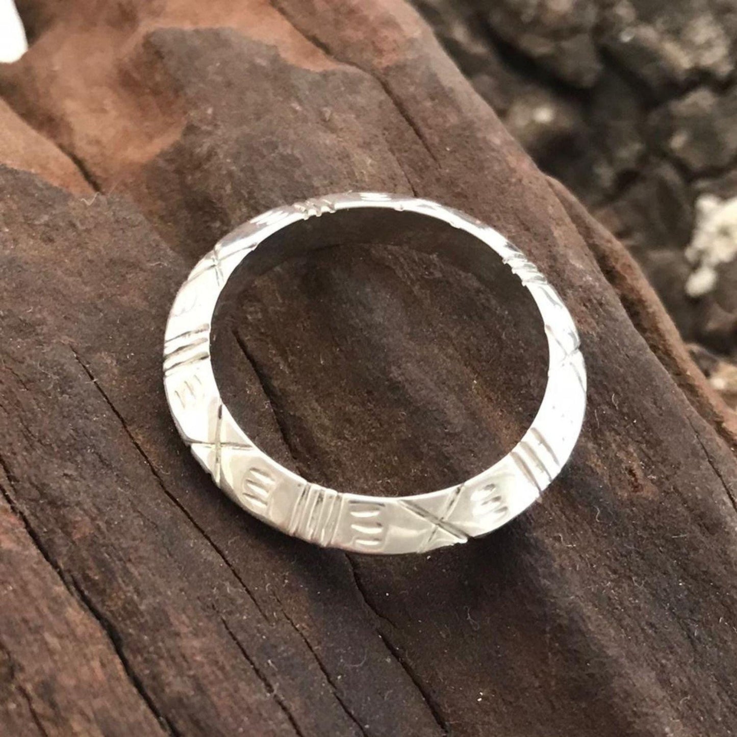 Ndebele Sterling Silver Ring inspired by the painting on the Ndebele Huts in the Matobo region of Zimbabwe