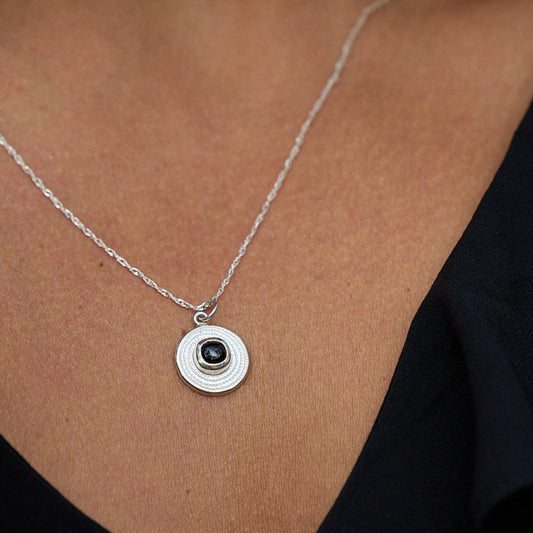 Sterling Silver Ndoro Onyx Necklace - 15mm